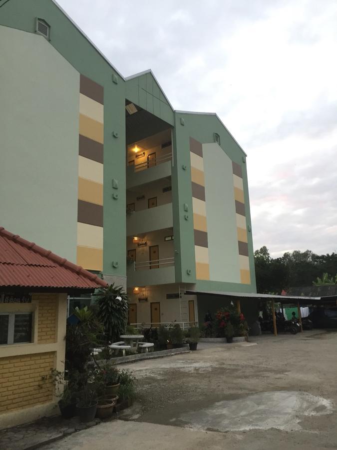 Hotel Lamphun Place Exterior foto